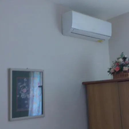 Mulino Court, Flat 5 Apartment *