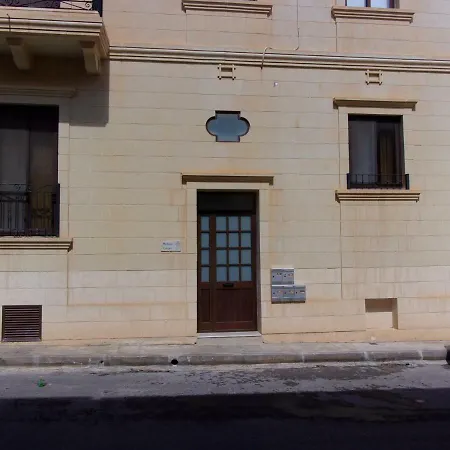 Mulino Court, Flat 5 Apartment *